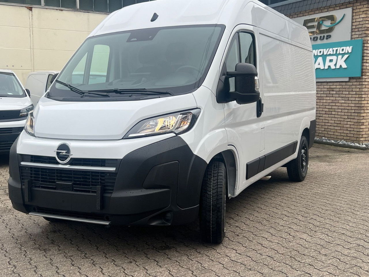 Opel Movano L2H2 140 Kasten Rückfahrkam Allwetter+ - فان: صور 1 Opel Movano L2H2 140 Kasten Rückfahrkam Allwetter+ - فان: صور 1