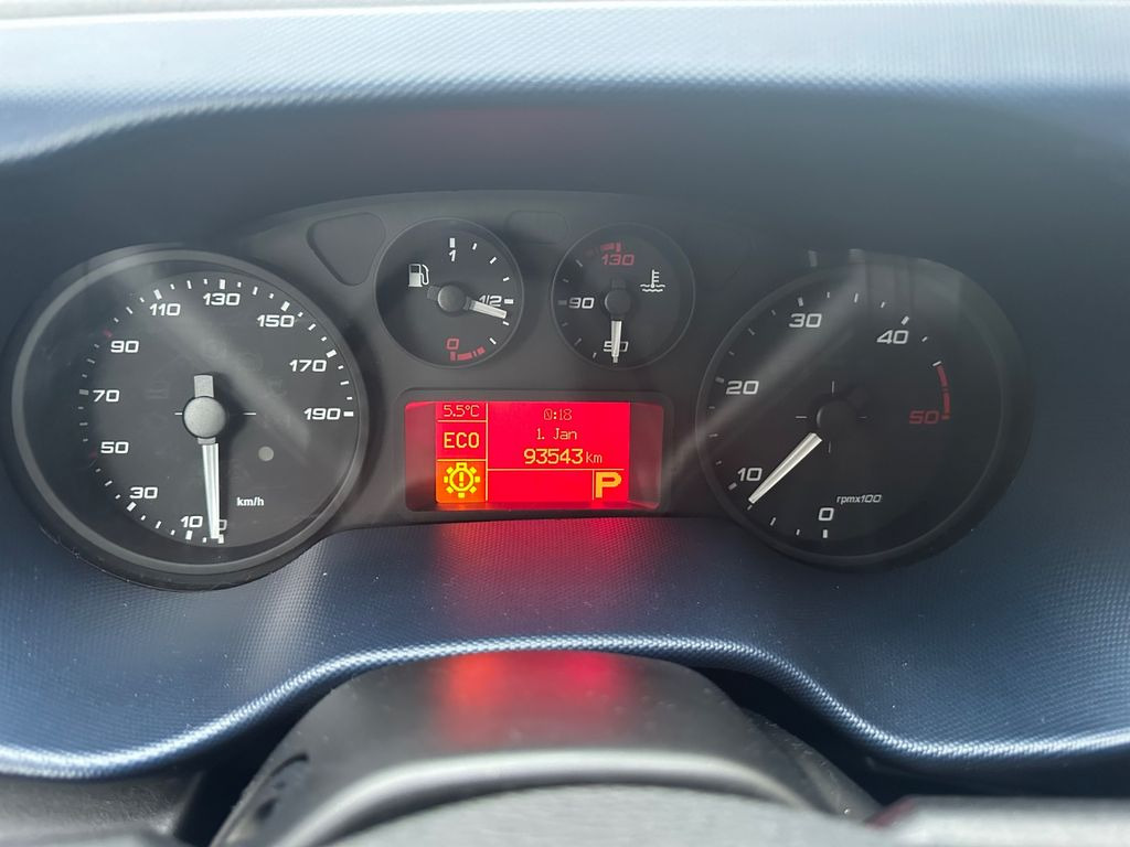 فان Iveco Daily 35S14 HiMatic L4H3 Maxi Iveco Daily 35S14 HiMatic L4H3 Maxi: صور 6 فان Iveco Daily 35S14 HiMatic L4H3 Maxi Iveco Daily 35S14 HiMatic L4H3 Maxi: صور 6