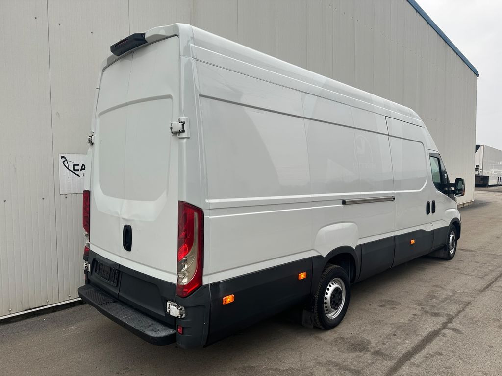 Iveco Daily 35S14 HiMatic L4H3 Maxi Iveco Daily 35S14 HiMatic L4H3 Maxi - فان: صور 4 Iveco Daily 35S14 HiMatic L4H3 Maxi Iveco Daily 35S14 HiMatic L4H3 Maxi - فان: صور 4