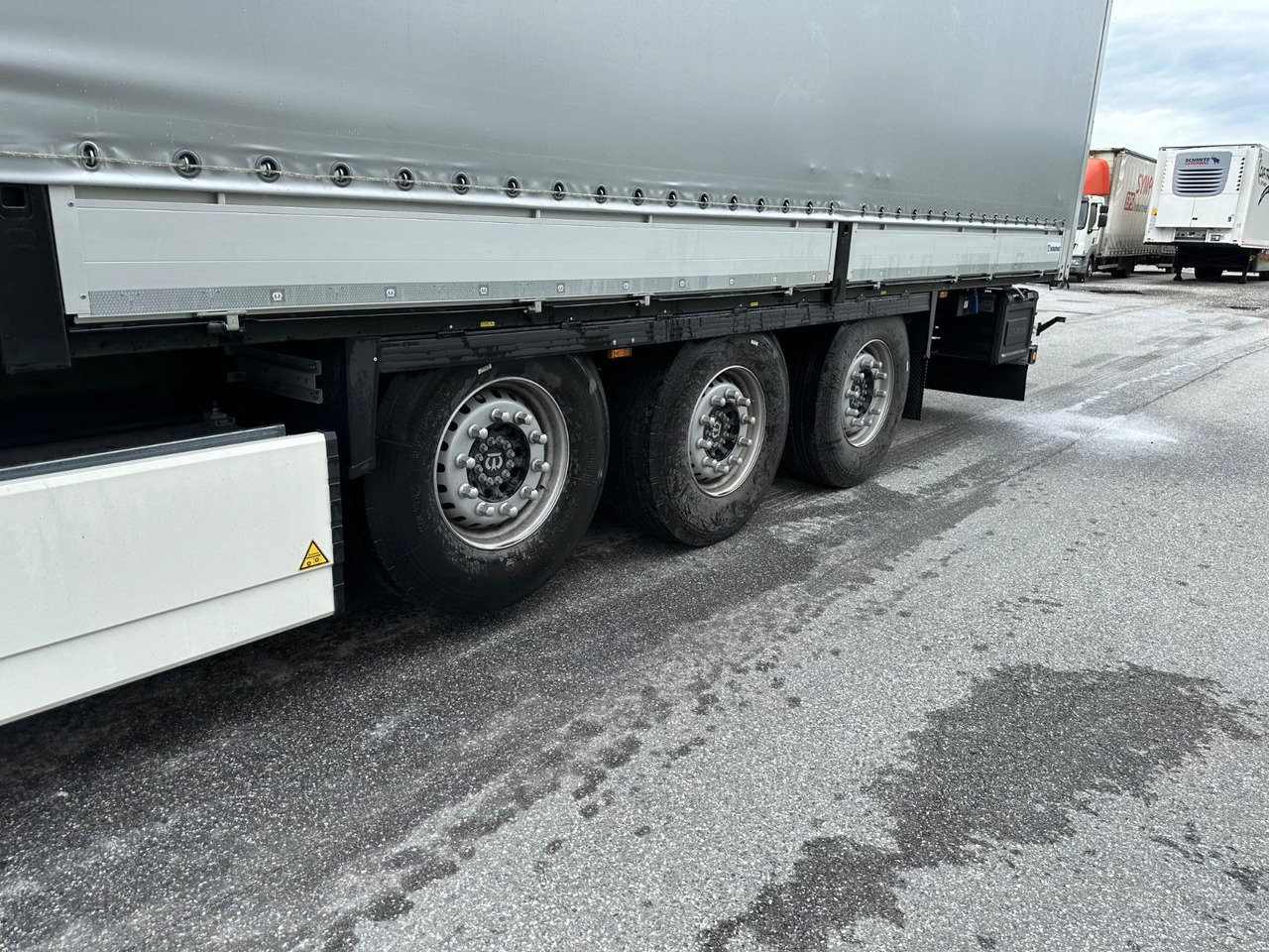 Krone SD 27 Bordwand Pal-K.asten Lift XL-Code - الخيمة نصف مقطورة: صور 5 Krone SD 27 Bordwand Pal-K.asten Lift XL-Code - الخيمة نصف مقطورة: صور 5