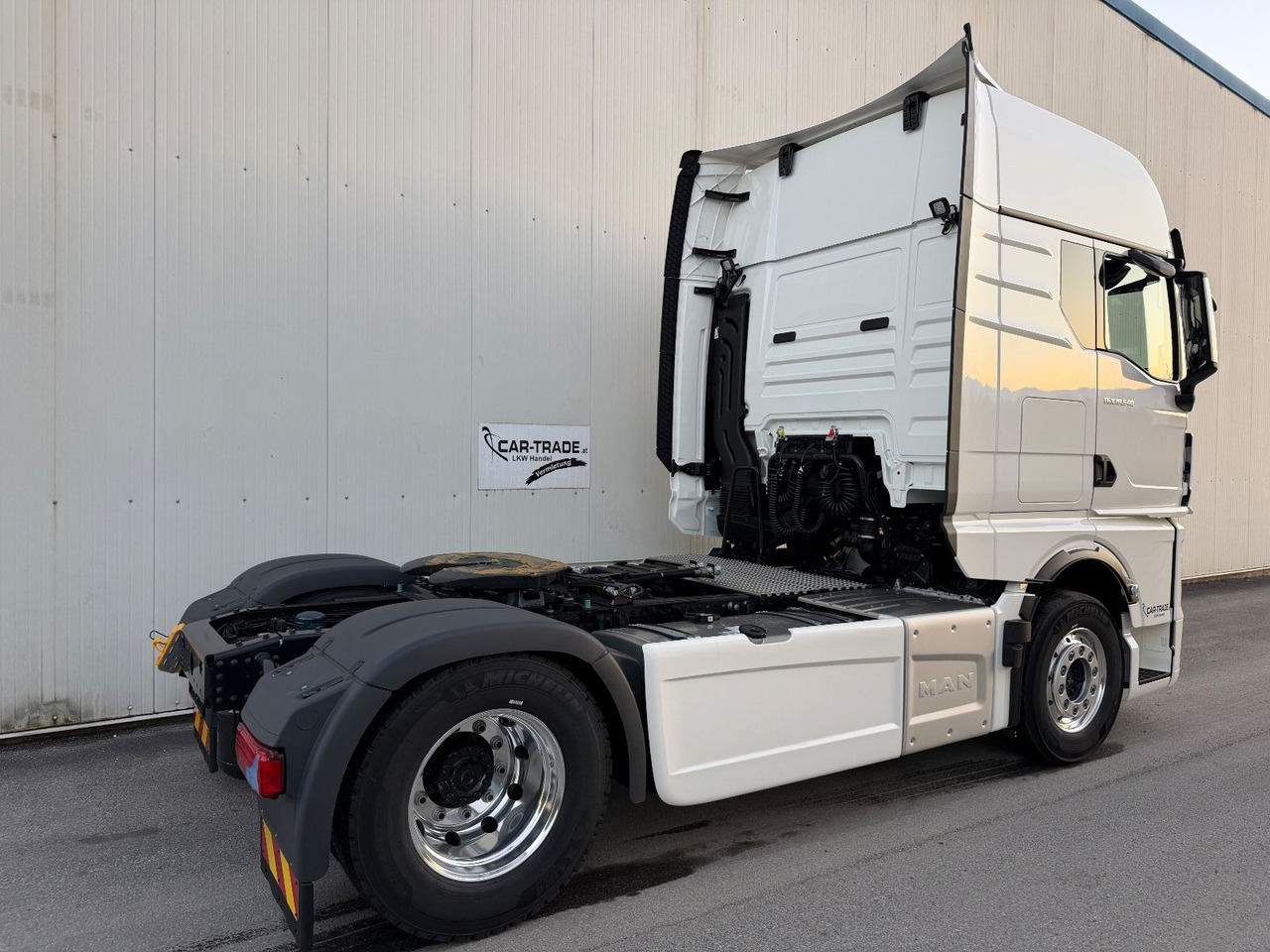 MAN TGX18.540 ALU/LED/2-Hyd - شاحنة جرار: صور 3 MAN TGX18.540 ALU/LED/2-Hyd - شاحنة جرار: صور 3