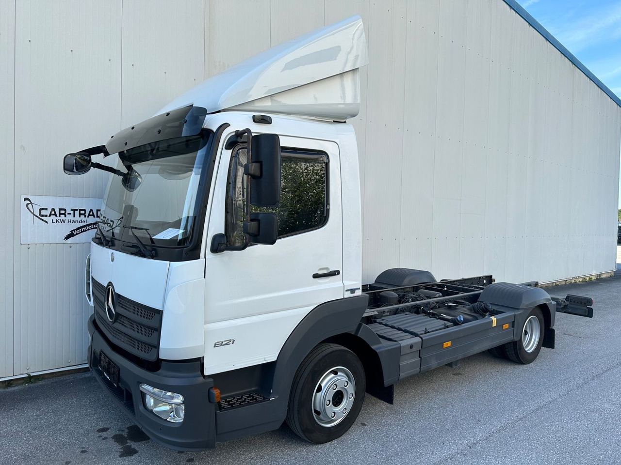 Mercedes-Benz Atego 821 Aut. Klima - الشاسيه شاحنة: صور 1 Mercedes-Benz Atego 821 Aut. Klima - الشاسيه شاحنة: صور 1