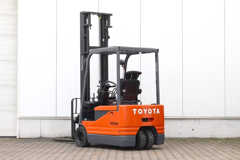 TOYOTA 5FBE15 - 1400kg - 4,5m UVV NEU - رافعة شوكية كهربائية: صور 3 TOYOTA 5FBE15 - 1400kg - 4,5m UVV NEU - رافعة شوكية كهربائية: صور 3