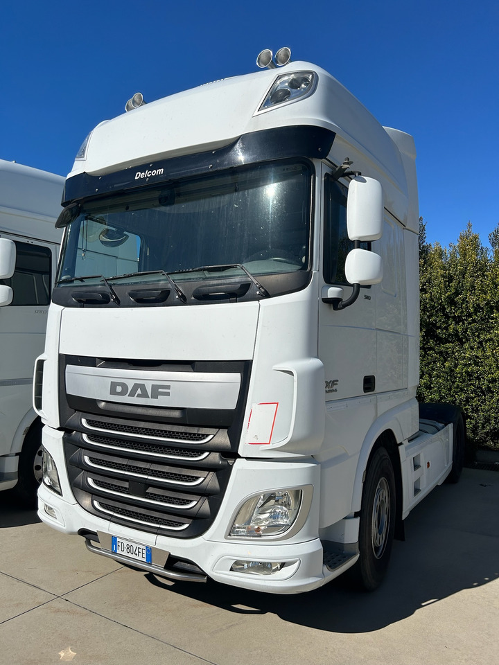 DAF XF 510 FT - شاحنة جرار: صور 1 DAF XF 510 FT - شاحنة جرار: صور 1