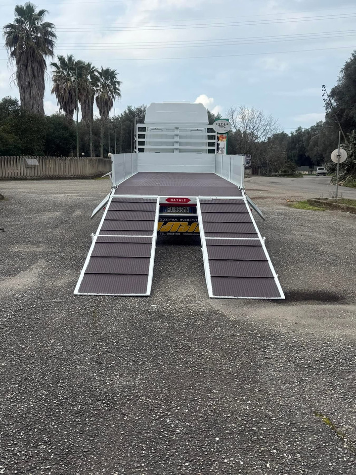 IVECO 180E Pianale Con Rampe Nuovo di fabbrica - شاحنات مسطحة: صور 4 IVECO 180E Pianale Con Rampe Nuovo di fabbrica - شاحنات مسطحة: صور 4