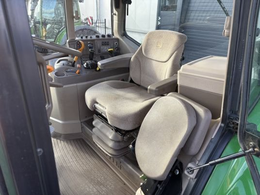 John Deere 6195M - جرار: صور 2 John Deere 6195M - جرار: صور 2