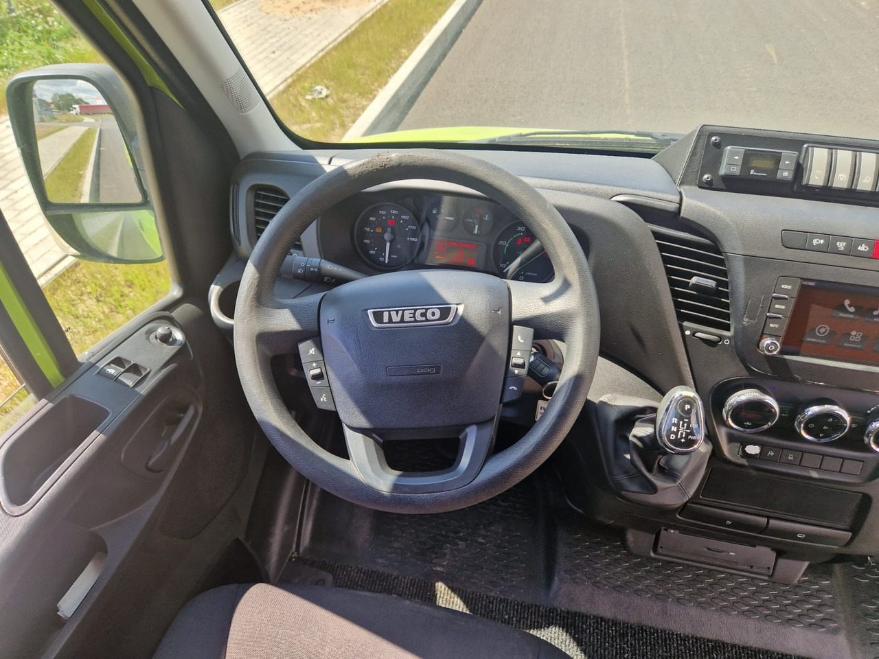 موتر هوم متكامل IVECO DAILY FORVEDA: صور 24 موتر هوم متكامل IVECO DAILY FORVEDA: صور 24