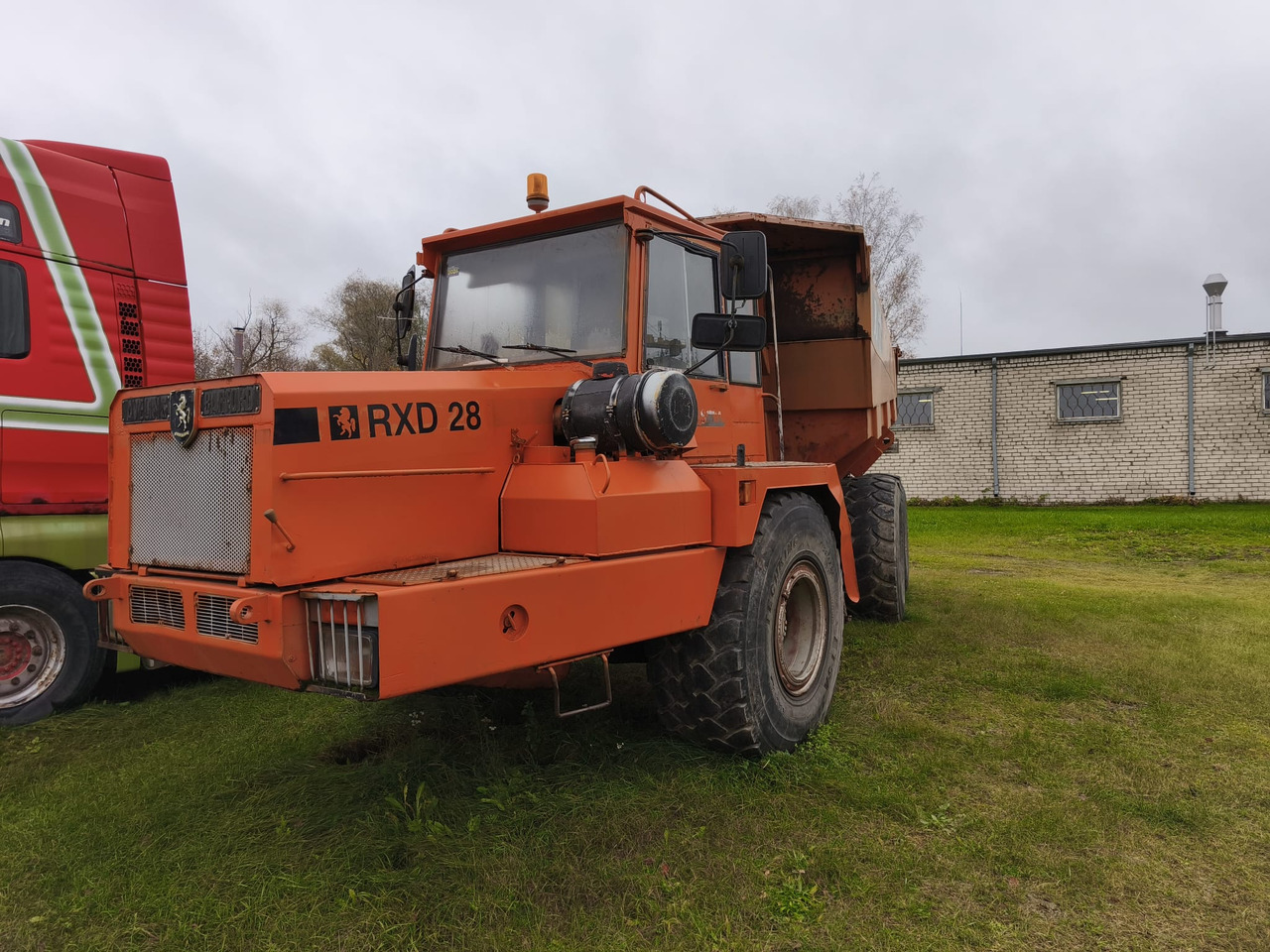 Barford RXD 28 - قلابات: صور 3 Barford RXD 28 - قلابات: صور 3