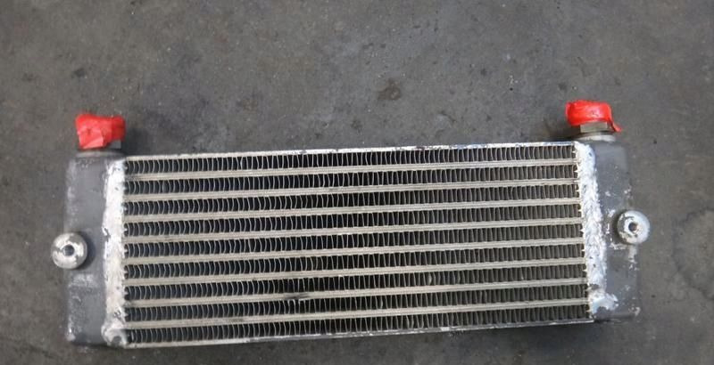 Fendt Favorit CHŁODNICZKA OLEJU - مبرد الزيت: صور 1 Fendt Favorit CHŁODNICZKA OLEJU - مبرد الزيت: صور 1