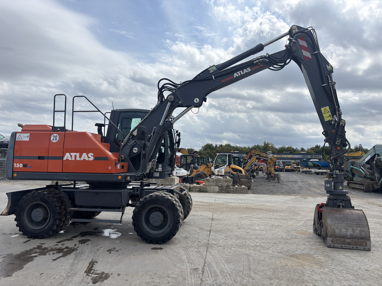 ATLAS 150 W - حفارة على عجلات: صور 3 ATLAS 150 W - حفارة على عجلات: صور 3