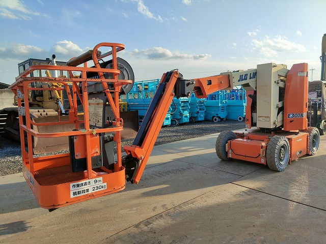 JLG E300AJP - رافعات سلة مفصلية: صور 1 JLG E300AJP - رافعات سلة مفصلية: صور 1