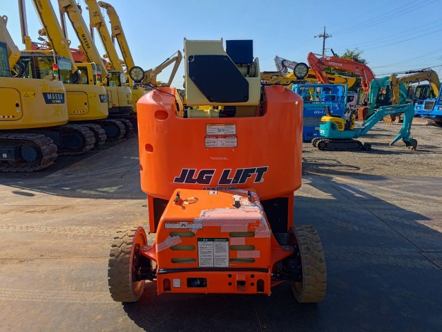 JLG M400AJPN - رافعات سلة مفصلية: صور 4 JLG M400AJPN - رافعات سلة مفصلية: صور 4