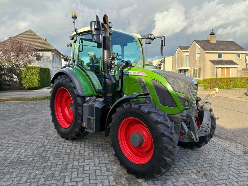 Fendt 513 Vario Power - جرار: صور 4 Fendt 513 Vario Power - جرار: صور 4