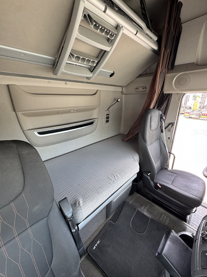 DAF XF - شاحنة جرار: صور 3 DAF XF - شاحنة جرار: صور 3