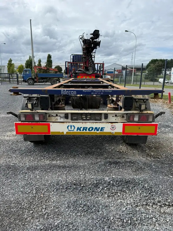 Krone AZ *BDF*2 essieux* - شاحنات الحاويات/ جسم علوي قابل للتغيير مقطورة: صور 4 Krone AZ *BDF*2 essieux* - شاحنات الحاويات/ جسم علوي قابل للتغيير مقطورة: صور 4