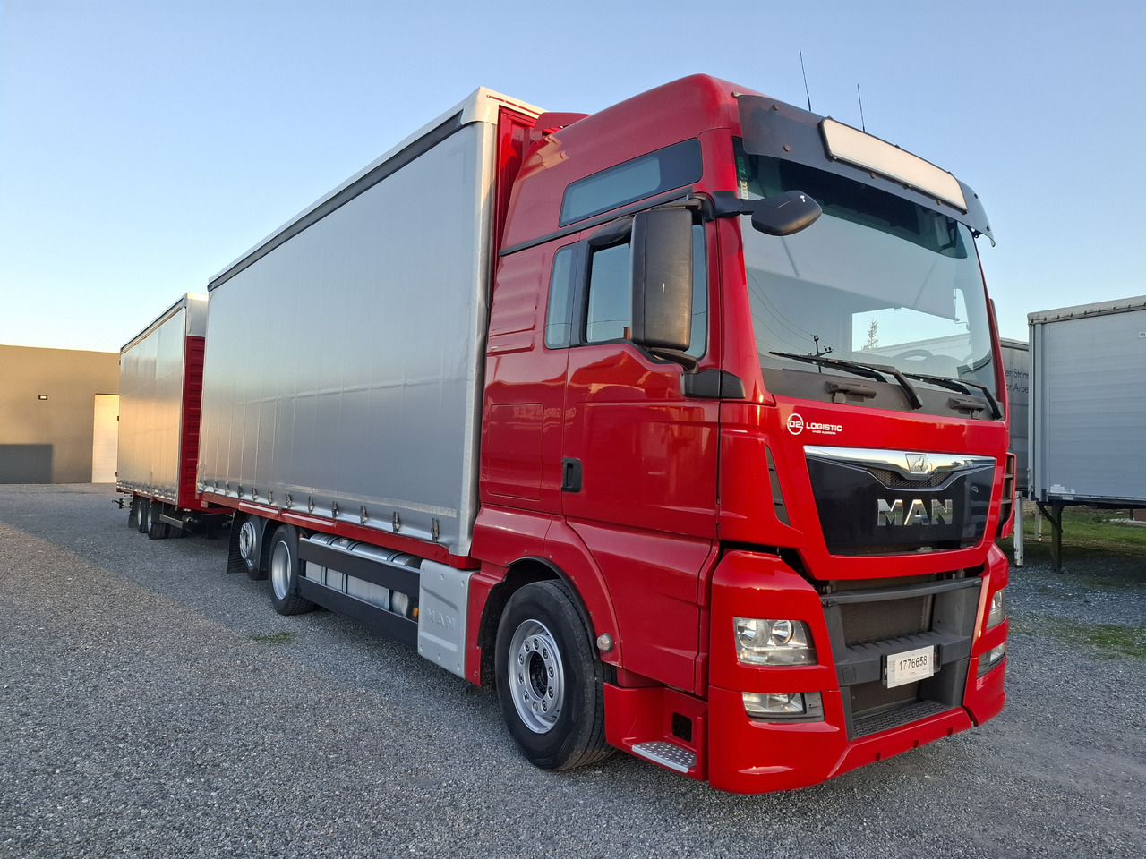 MAN TGX 26.440 E6 + SCHMITZ - شاحنة ستارة: صور 4 MAN TGX 26.440 E6 + SCHMITZ - شاحنة ستارة: صور 4