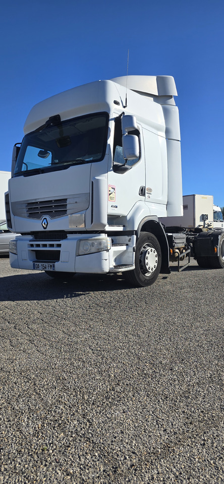 RENAULT PRENIUM - شاحنة جرار: صور 1 RENAULT PRENIUM - شاحنة جرار: صور 1