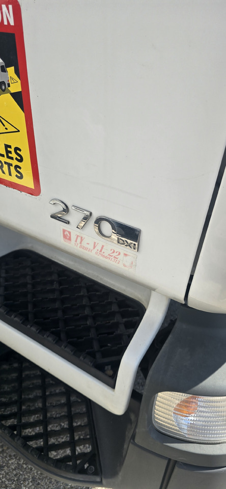 RENAULT - مبردة شاحنة: صور 4 RENAULT - مبردة شاحنة: صور 4