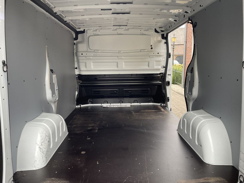 فان المدمجة Renault Trafic 1.6 dCi 126pk E6 Comfort BPM Vrij! Lease €220 /m, Airco, Navi, Trekhaak, PDC, Volledig onderhoudshistorie aanwezig: صور 16
