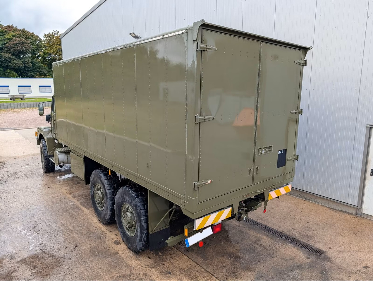 VOLVO N10 - بصندوق مغلق شاحنة: صور 3 VOLVO N10 - بصندوق مغلق شاحنة: صور 3