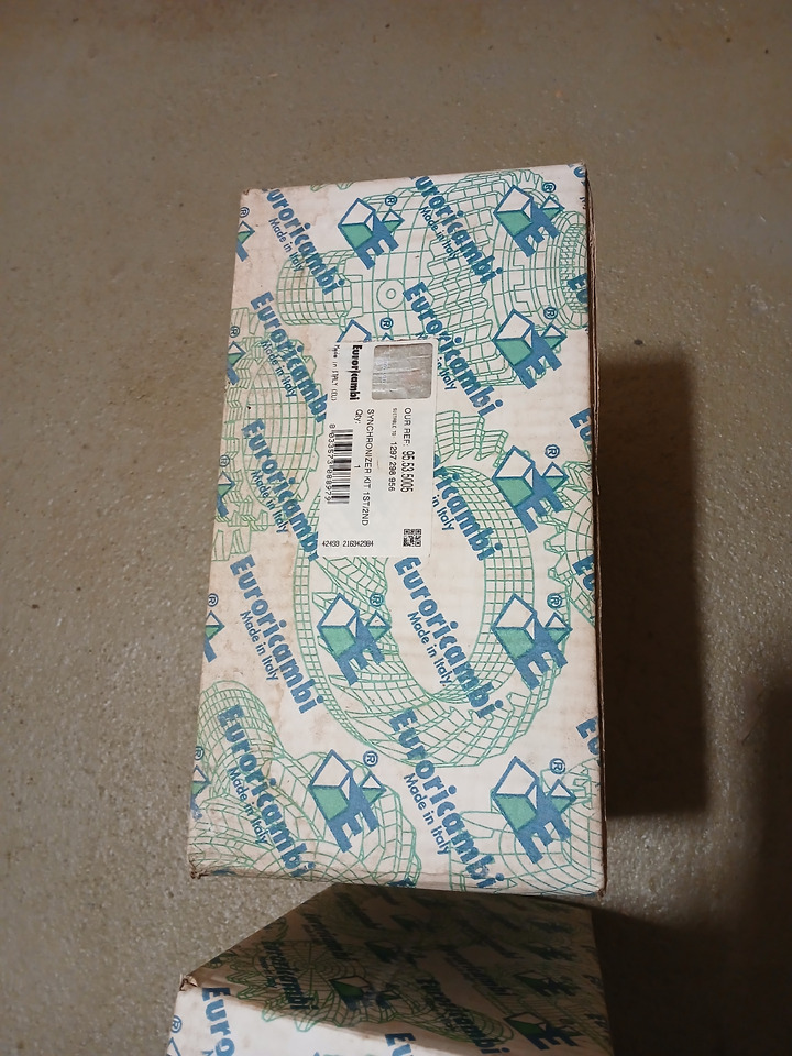 Euroricambi synchronizerkit ZF 112,130,160,190 - علبة التروس و قطع الغيار: صور 1 Euroricambi synchronizerkit ZF 112,130,160,190 - علبة التروس و قطع الغيار: صور 1