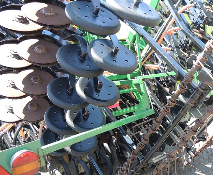 GREAT PLAINS NTA 2000 - 2008 ROK - معدات بذار: صور 3 GREAT PLAINS NTA 2000 - 2008 ROK - معدات بذار: صور 3