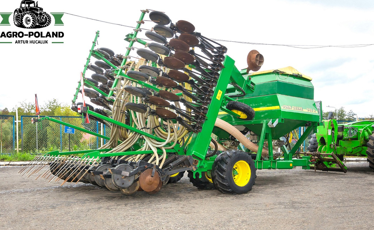 JOHN DEERE 740A - 2008 ROK - 6 M - معدات بذار: صور 4 JOHN DEERE 740A - 2008 ROK - 6 M - معدات بذار: صور 4