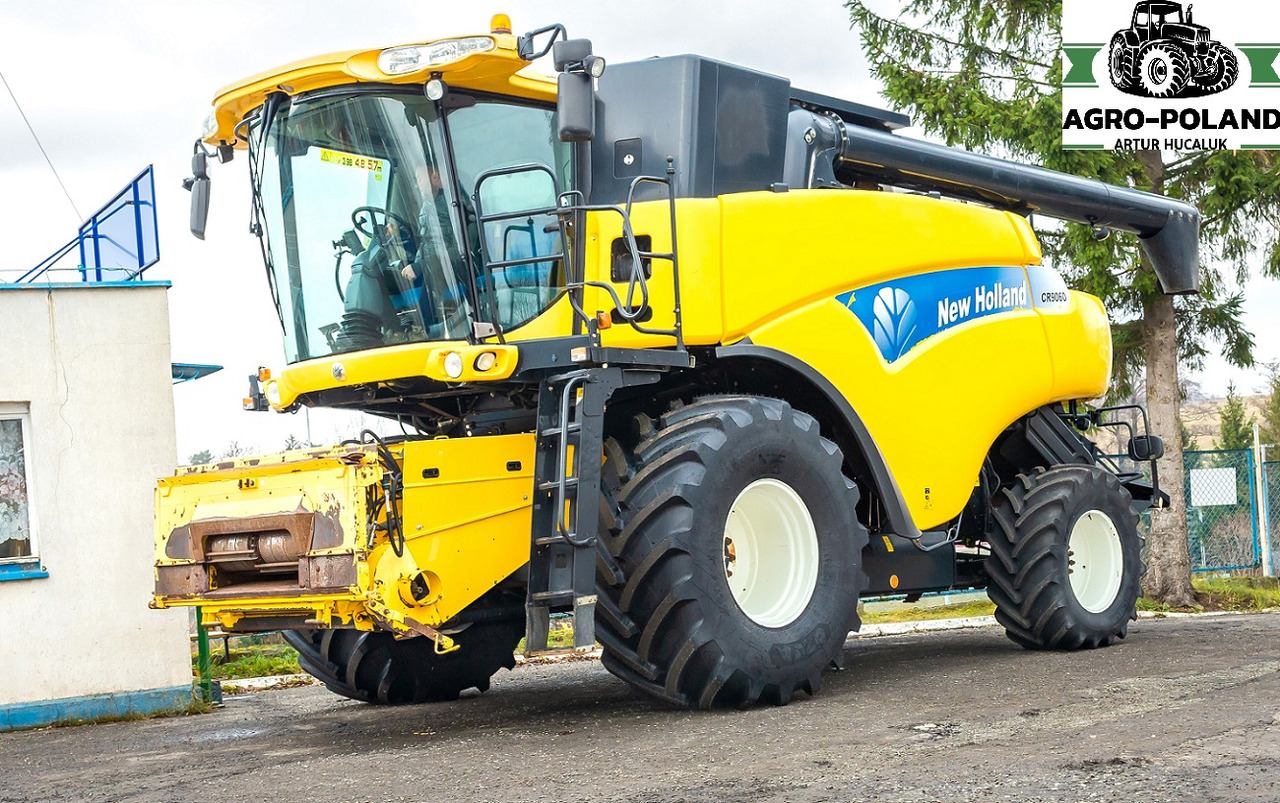 NEW HOLLAND CR 9060 - 2008 - 2554 h + HEDER 6,09 M - حصادة شاملة: صور 2 NEW HOLLAND CR 9060 - 2008 - 2554 h + HEDER 6,09 M - حصادة شاملة: صور 2
