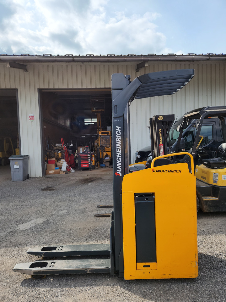 JUNGHEINRICH ESC 216z - شاحنة مناولة: صور 4 JUNGHEINRICH ESC 216z - شاحنة مناولة: صور 4