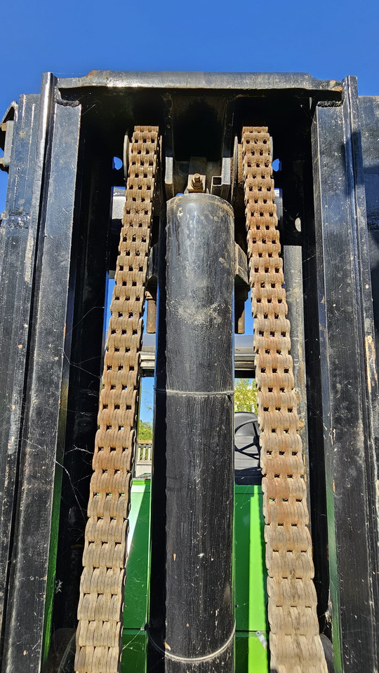 CATERPILLAR V330B - شاحنات الطرق الوعرة: صور 3 CATERPILLAR V330B - شاحنات الطرق الوعرة: صور 3