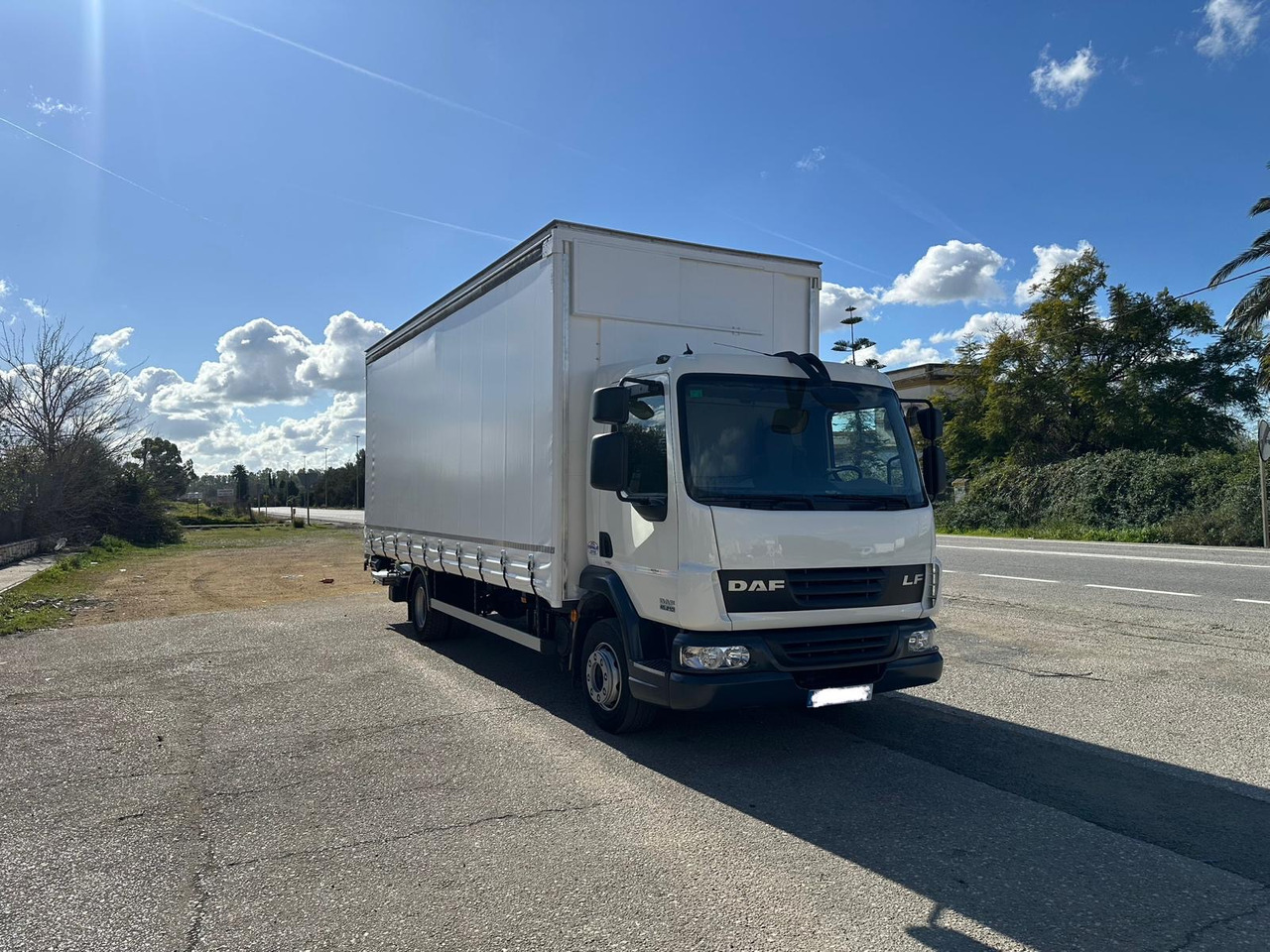 DAF LF 45.250 - شاحنة ستارة: صور 2 DAF LF 45.250 - شاحنة ستارة: صور 2