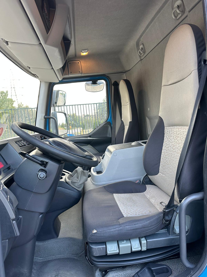 RENAULT midlum 14.220 - شاحنة ستارة: صور 3 RENAULT midlum 14.220 - شاحنة ستارة: صور 3