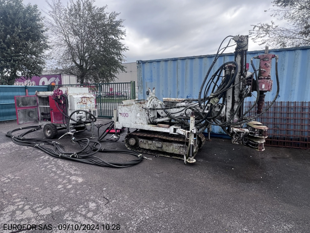 COMACCHIO MC 400 - آلة حفر: صور 1 COMACCHIO MC 400 - آلة حفر: صور 1