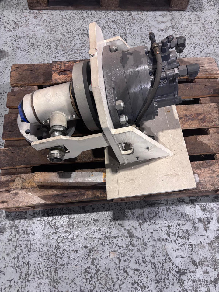 POCLAIN MS 11 - محرك هيدروليكي - آلة حفر: صور 1 POCLAIN MS 11 - محرك هيدروليكي - آلة حفر: صور 1