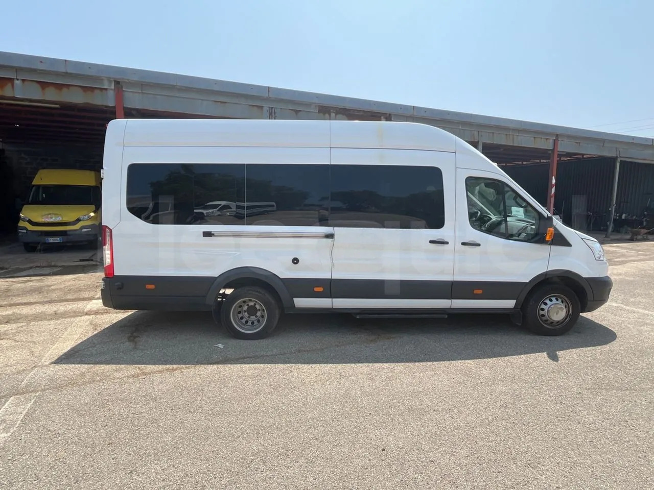 صغيرة, ميكروباص Ford Transit: صور 11 صغيرة, ميكروباص Ford Transit: صور 11