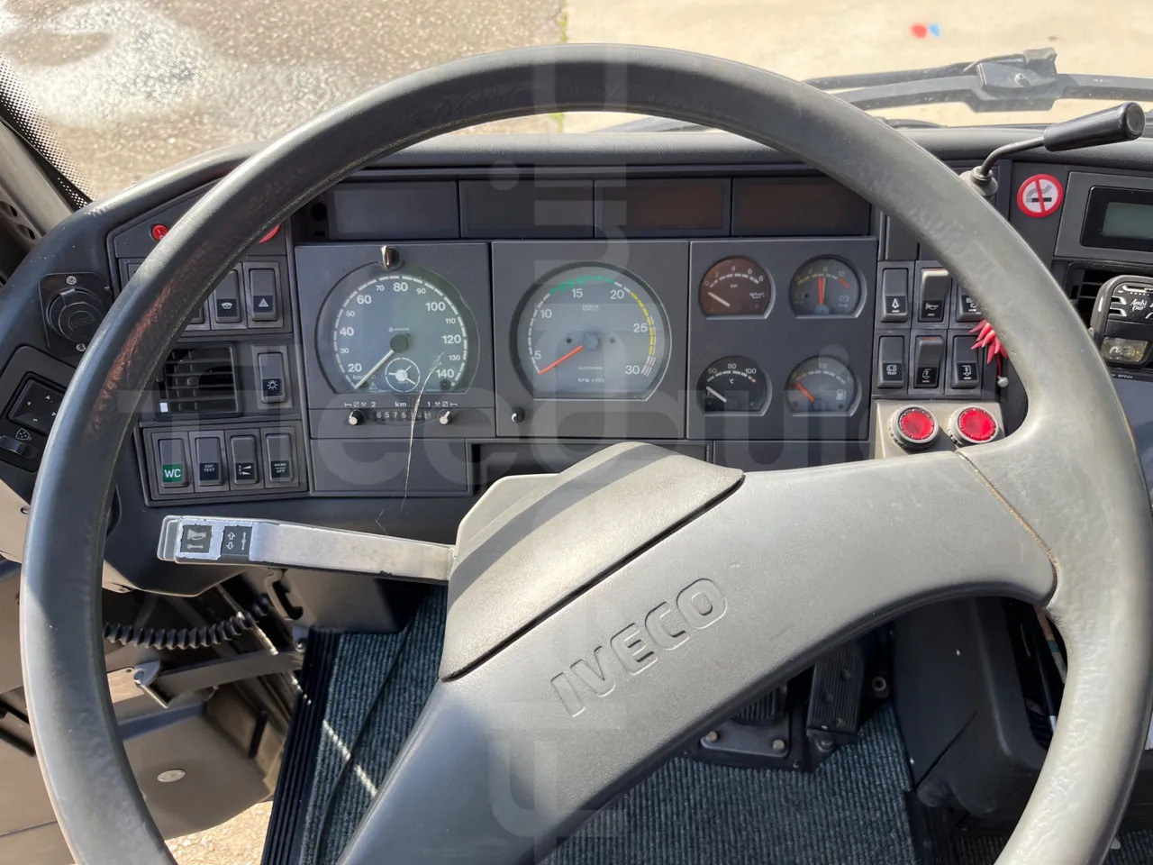 Iveco 380 - سياحية حافلة: صور 3 Iveco 380 - سياحية حافلة: صور 3