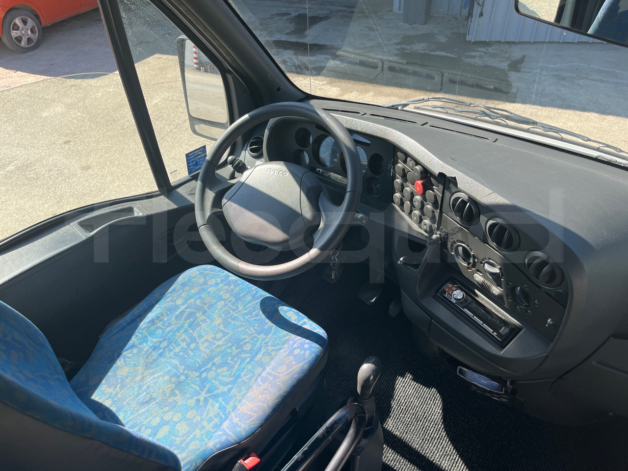 باص النقل بين المدن Iveco A50: صور 17