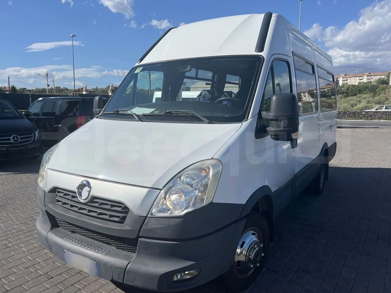 Iveco Daily - سياحية حافلة: صور 4 Iveco Daily - سياحية حافلة: صور 4