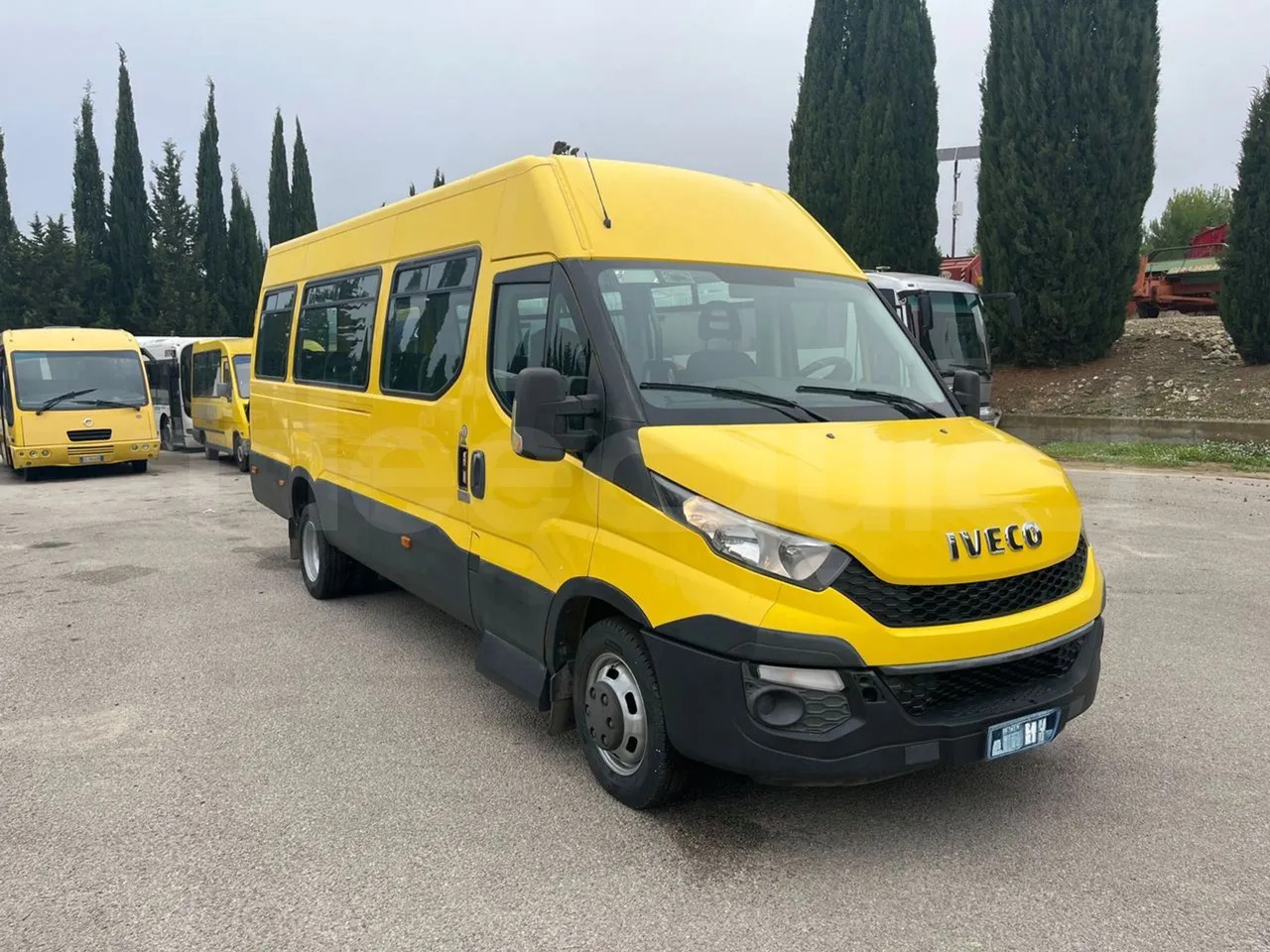 Iveco Daily - صغيرة, ميكروباص: صور 1 Iveco Daily - صغيرة, ميكروباص: صور 1
