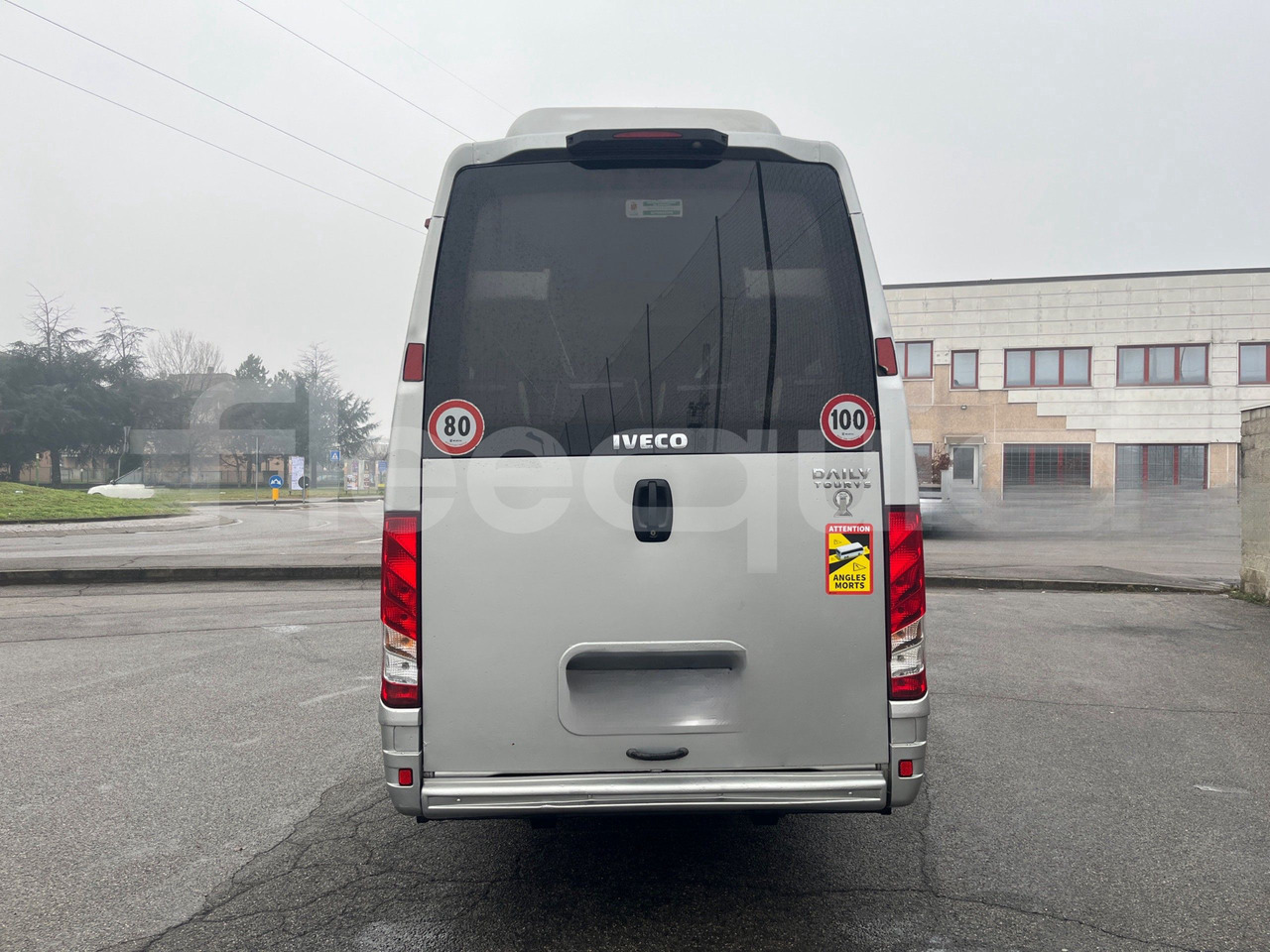 Iveco Daily - صغيرة, ميكروباص: صور 5 Iveco Daily - صغيرة, ميكروباص: صور 5