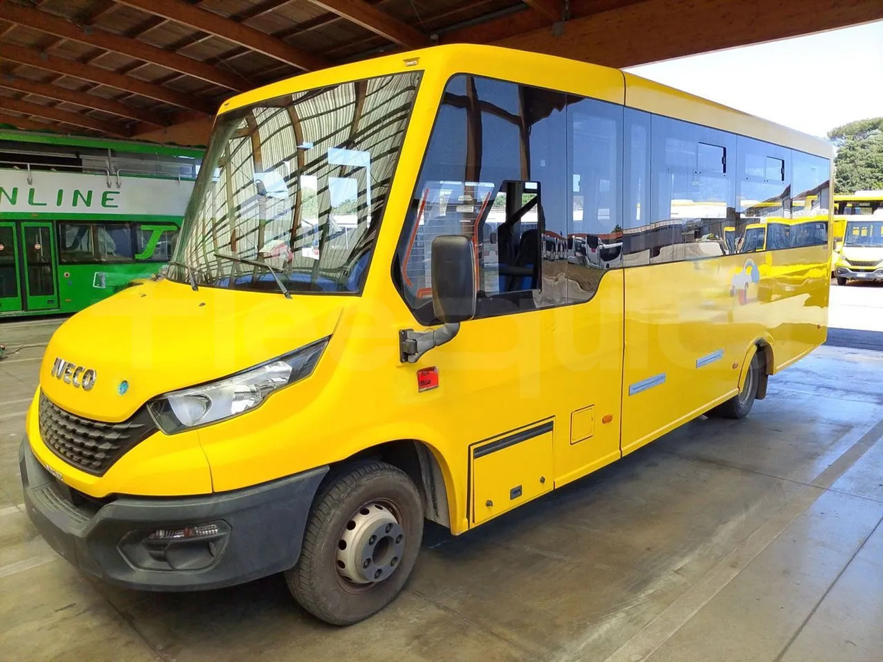 Iveco Indcar - حافلة مدرسية: صور 4 Iveco Indcar - حافلة مدرسية: صور 4