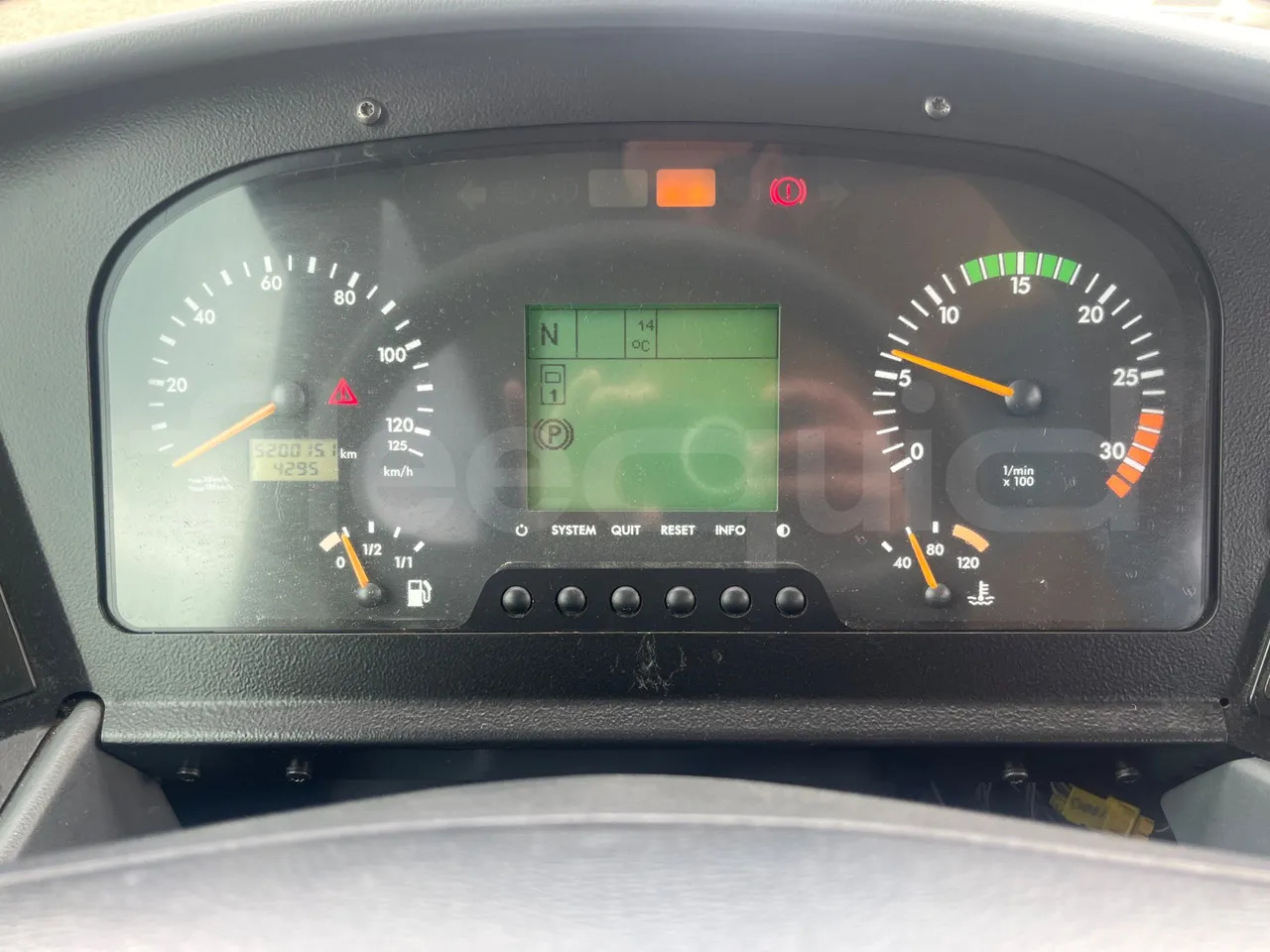 Mercedes-Benz Intouro - باص النقل بين المدن: صور 3 Mercedes-Benz Intouro - باص النقل بين المدن: صور 3