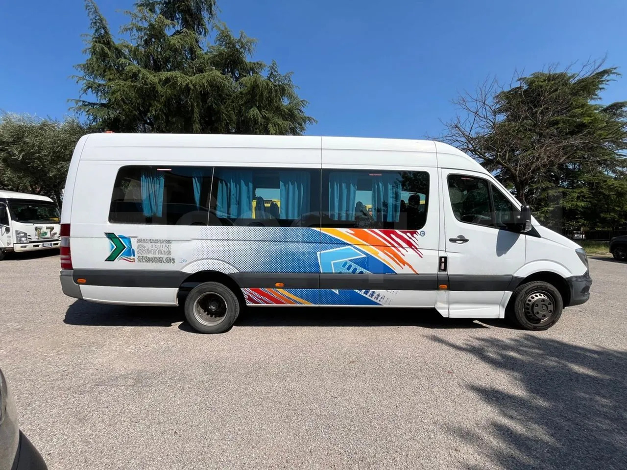 تأجير Mercedes-Benz MB906 Mercedes-Benz MB906: صور 11 تأجير Mercedes-Benz MB906 Mercedes-Benz MB906: صور 11