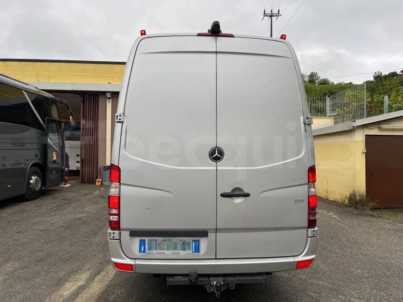 Mercedes-Benz Sprinter - باص النقل بين المدن: صور 5 Mercedes-Benz Sprinter - باص النقل بين المدن: صور 5