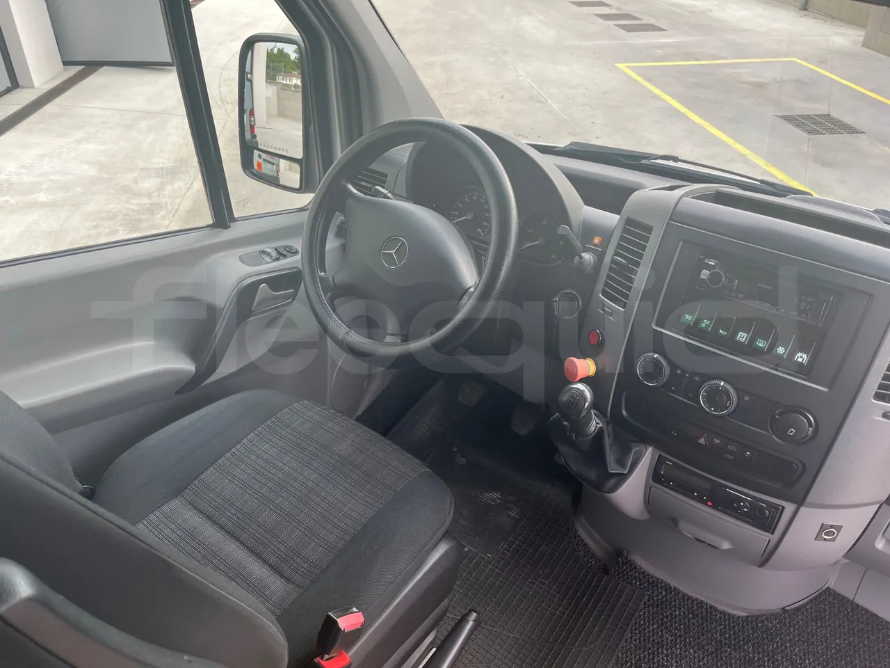 تأجير Mercedes-Benz Sprinter Mercedes-Benz Sprinter: صور 17 تأجير Mercedes-Benz Sprinter Mercedes-Benz Sprinter: صور 17