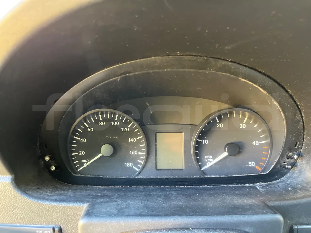 Mercedes-Benz Sprinter - حافلة مدرسية: صور 3 Mercedes-Benz Sprinter - حافلة مدرسية: صور 3