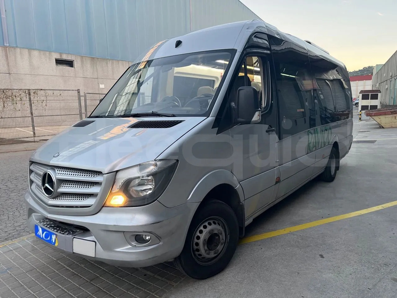 Mercedes-Benz Sprinter - سياحية حافلة: صور 4 Mercedes-Benz Sprinter - سياحية حافلة: صور 4
