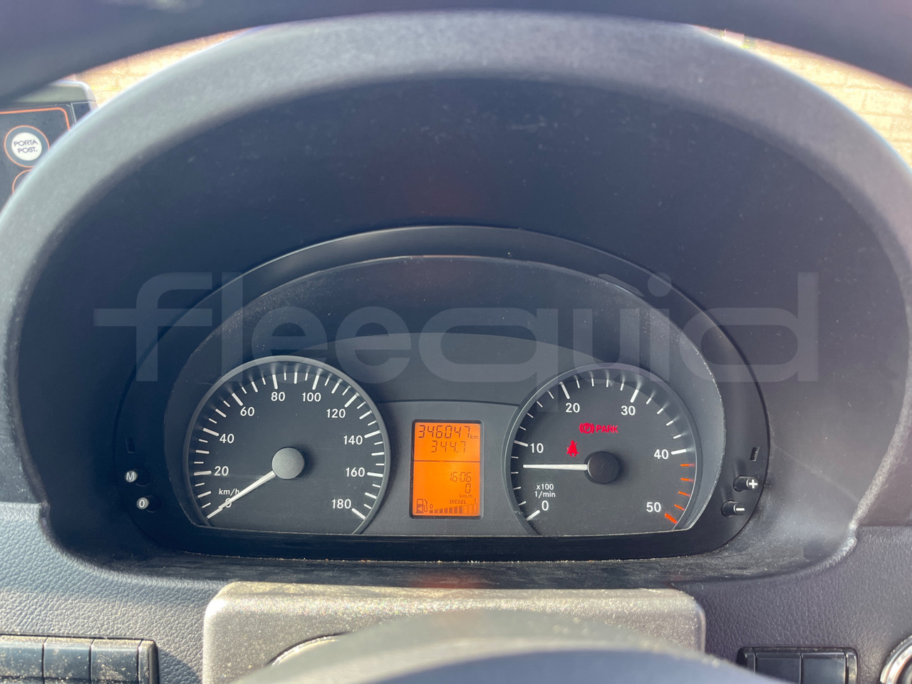 Mercedes-Benz Sprinter - صغيرة, ميكروباص: صور 3 Mercedes-Benz Sprinter - صغيرة, ميكروباص: صور 3