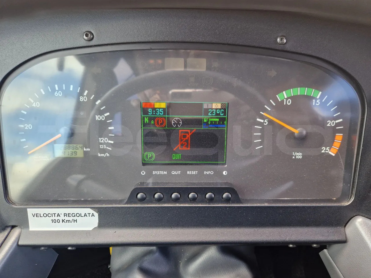 Mercedes-Benz Tourismo - سياحية حافلة: صور 3 Mercedes-Benz Tourismo - سياحية حافلة: صور 3