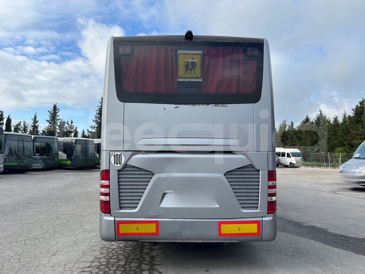 Mercedes-Benz Tourismo - سياحية حافلة: صور 5 Mercedes-Benz Tourismo - سياحية حافلة: صور 5